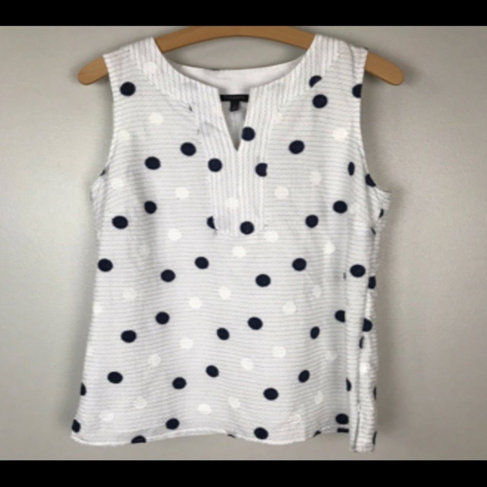Talbots M petite navy embroidered polka dot sleeveless top